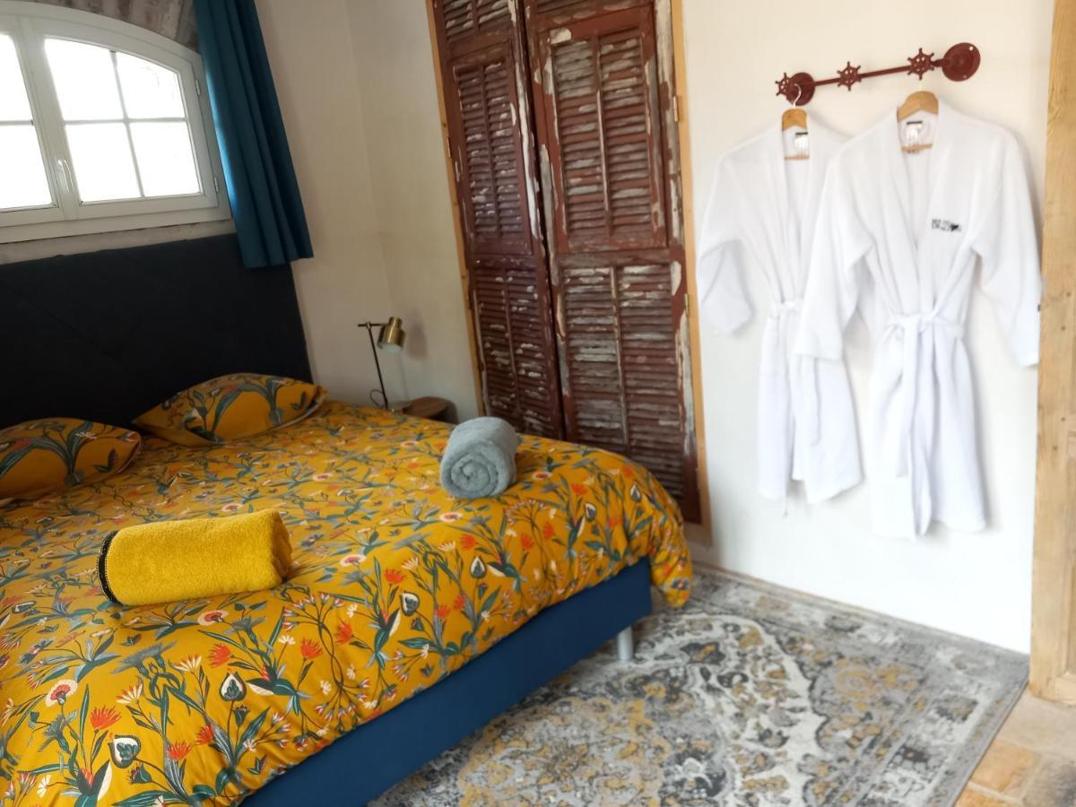 Gîte- Mas de charme Cévennes 2 à 8 personnes Saint Jean du Pin Esterno foto